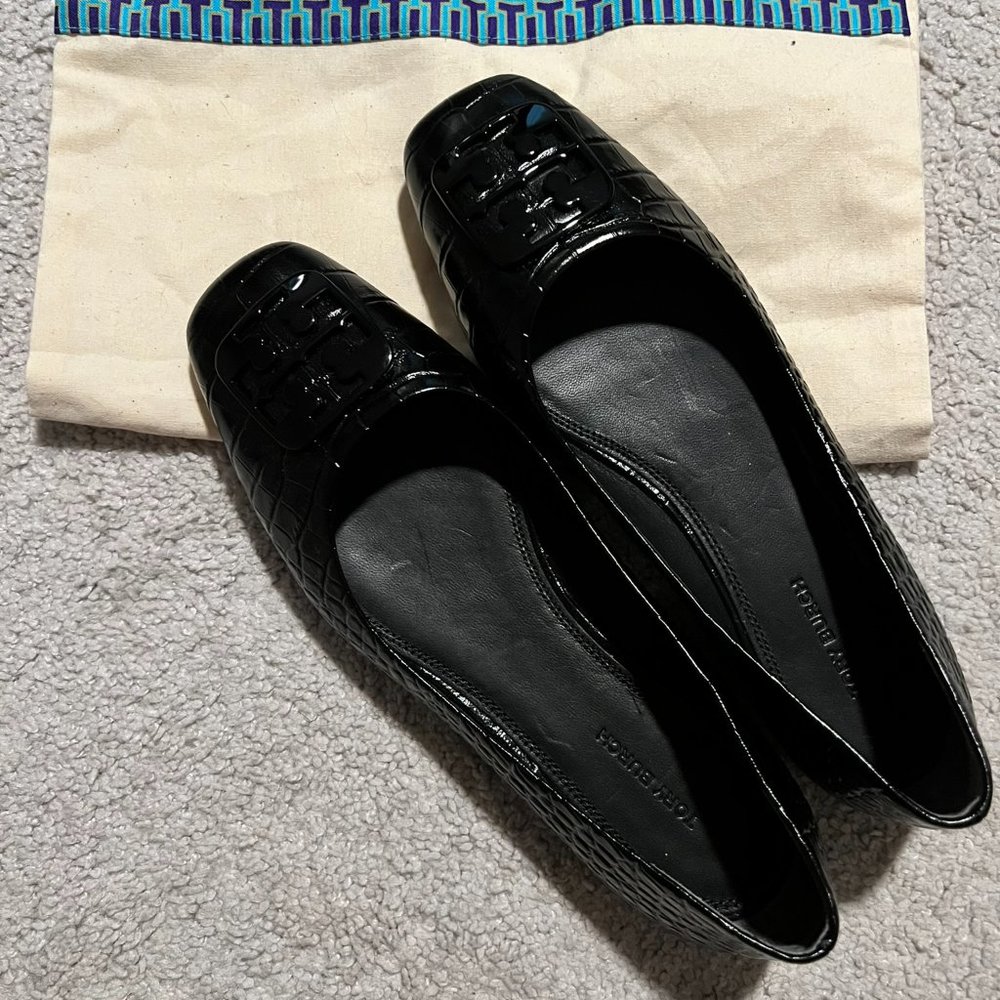 Tory Burch Georgia Mock-Croc Medallion Ballerina Flats
